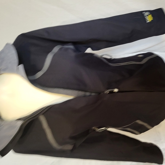 NWOT Mountain Hard Gear Black and Gray Jacket, Size Small - Picture 7 of 12